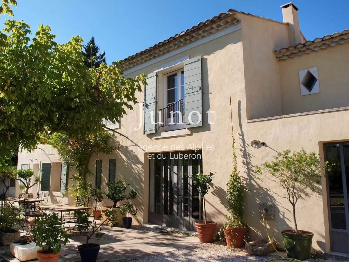 Maison Saint-Rémy-de-Provence