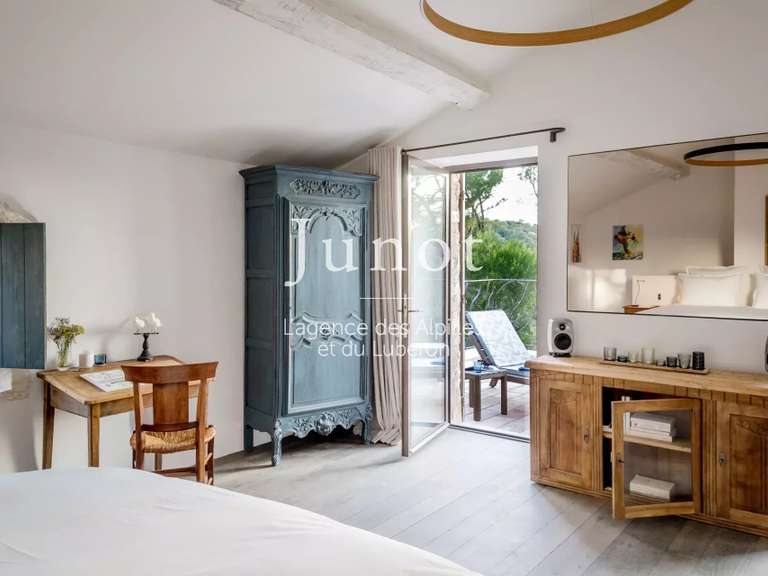 House Saint-Rémy-de-Provence - 4 bedrooms - 250m²