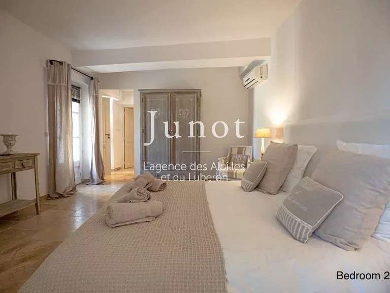 House Saint-Rémy-de-Provence - 6 bedrooms - 6500m²