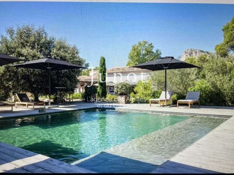 House Saint-Rémy-de-Provence - 4 bedrooms - 7000m²