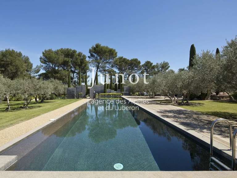 House Saint-Rémy-de-Provence - 7 bedrooms - 10000m²