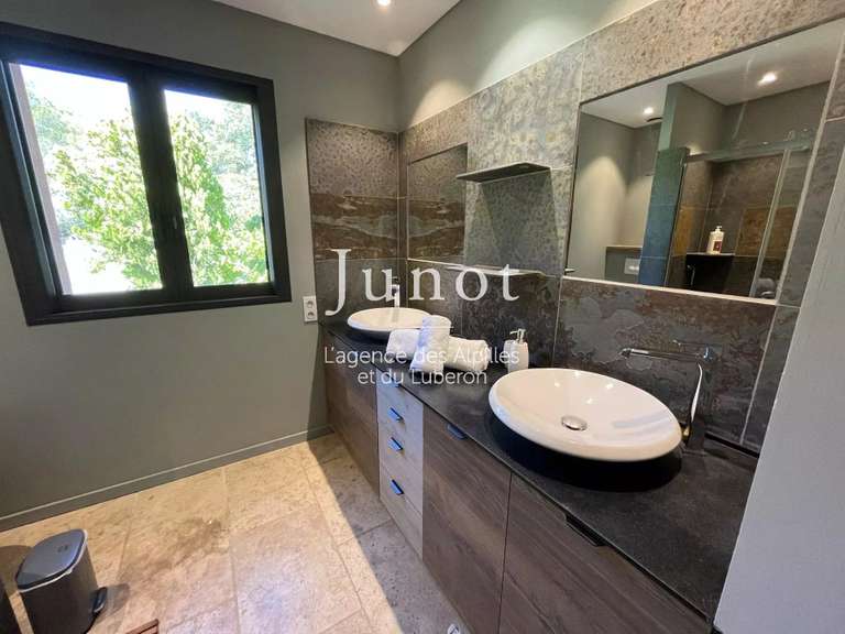 House Saint-Rémy-de-Provence - 6 bedrooms - 300m²