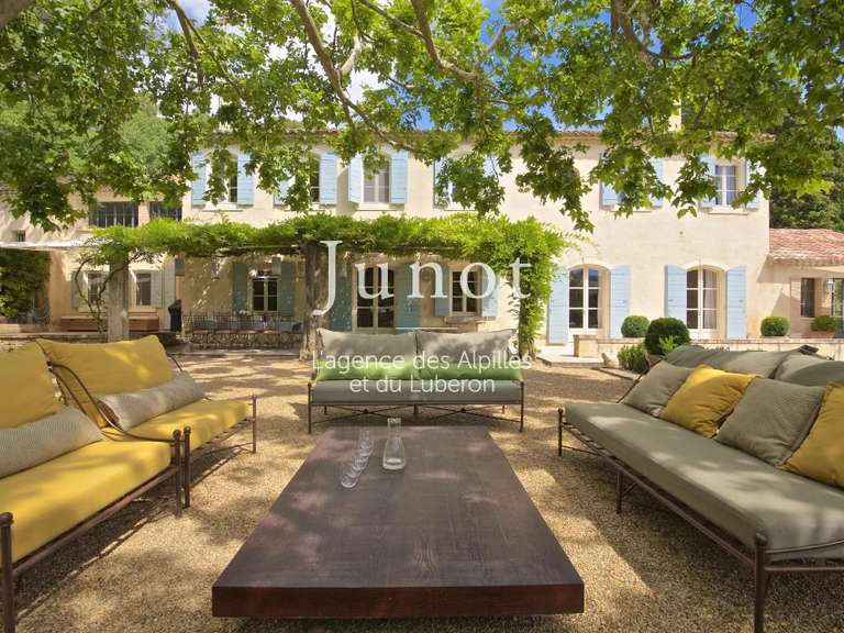 House Saint-Rémy-de-Provence - 9 bedrooms - 710m²