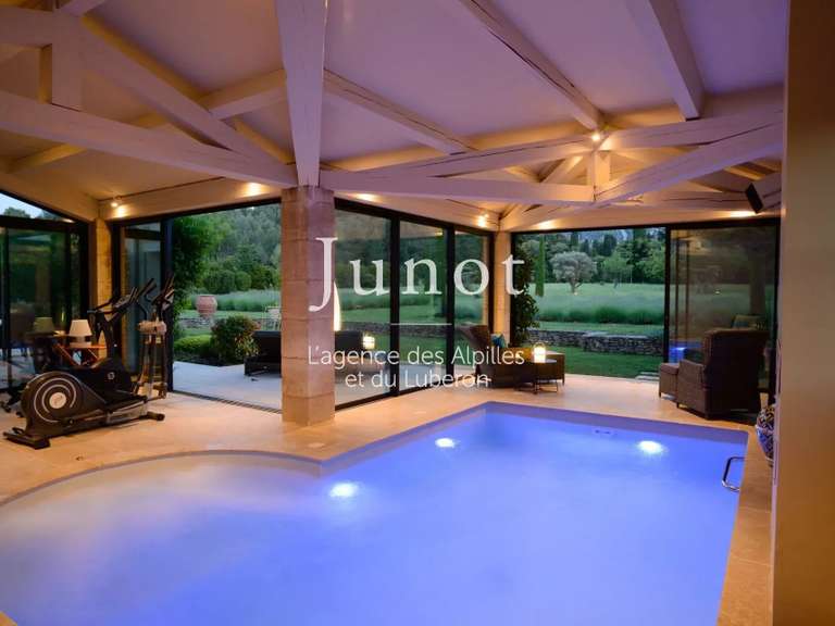 House Saint-Rémy-de-Provence - 7 bedrooms - 300m²