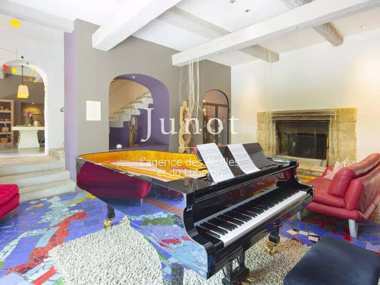 House Saint-Rémy-de-Provence - 8 bedrooms - 5000m²