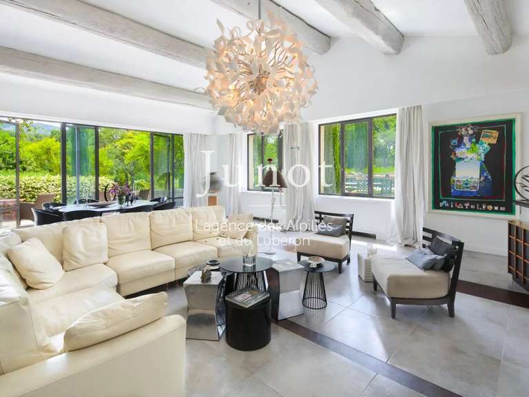 House Saint-Rémy-de-Provence - 8 bedrooms - 5000m²