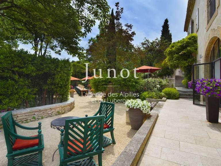 House Saint-Rémy-de-Provence - 8 bedrooms - 5000m²