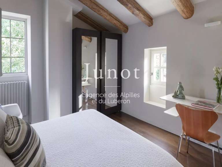 House Saint-Rémy-de-Provence - 6 bedrooms - 12000m²