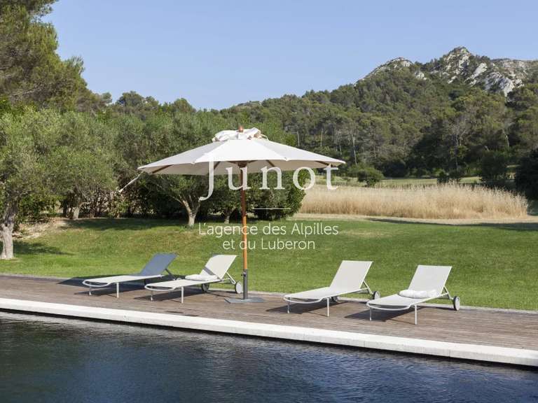 House Saint-Rémy-de-Provence - 6 bedrooms - 12000m²