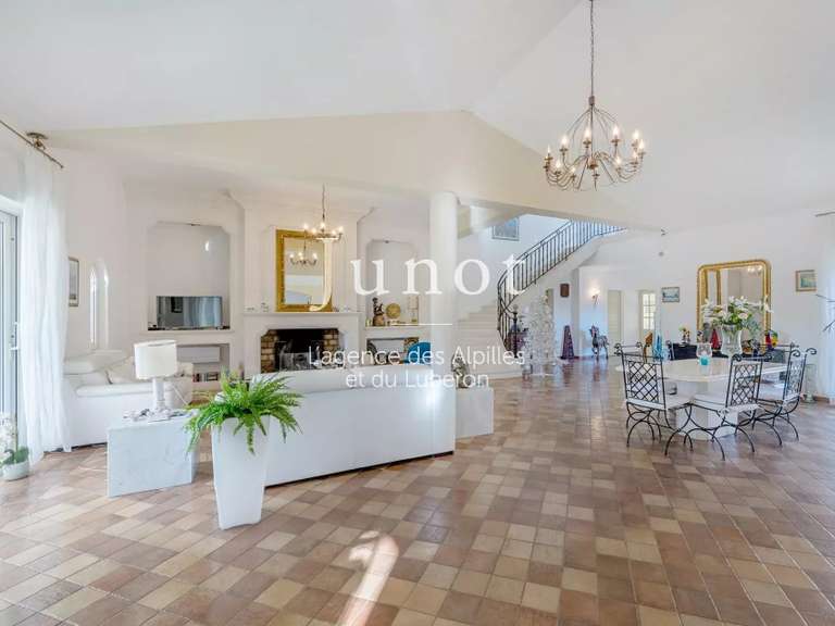 Maison Saint-Rémy-de-Provence - 5 chambres - 580m²