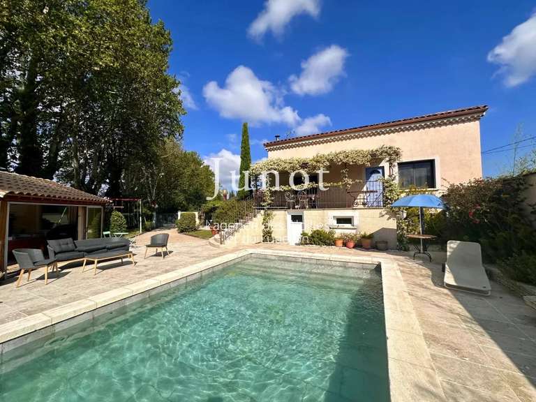 Maison Saint-Rémy-de-Provence - 7 chambres - 210m²