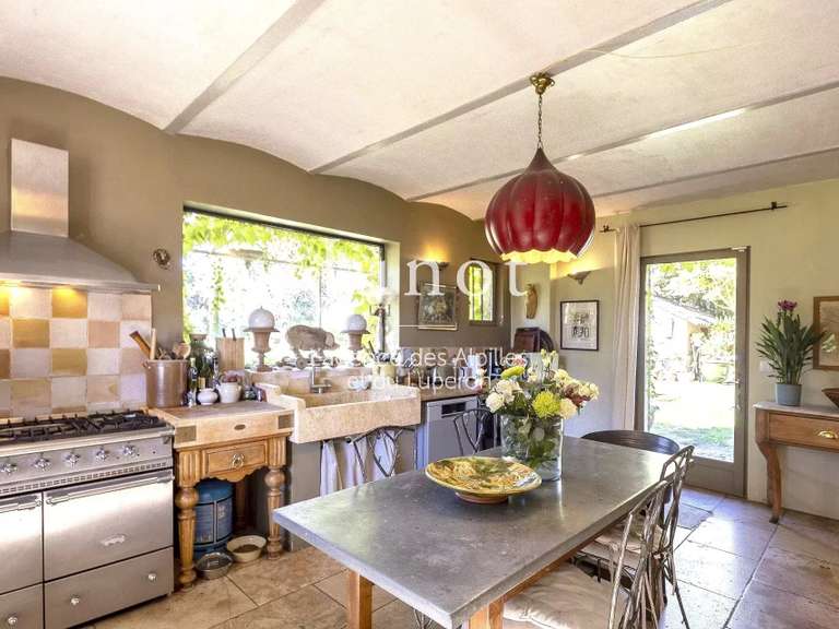 Maison Saint-Rémy-de-Provence - 4 chambres - 281m²