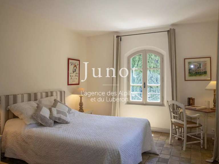 Maison Saint-Rémy-de-Provence - 4 chambres - 230m²