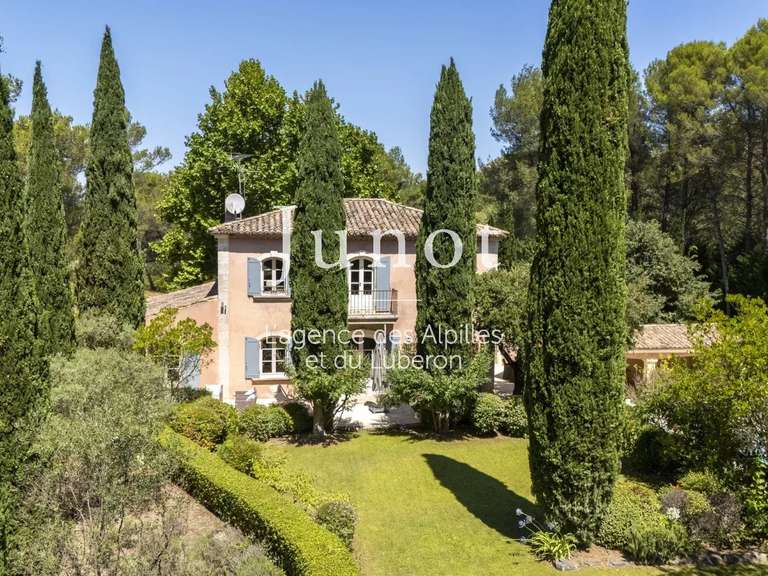 Maison Saint-Rémy-de-Provence - 4 chambres - 230m²