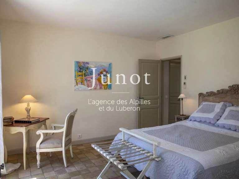 Maison Saint-Rémy-de-Provence - 4 chambres - 230m²