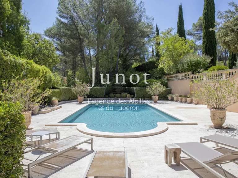 Maison Saint-Rémy-de-Provence - 4 chambres - 230m²