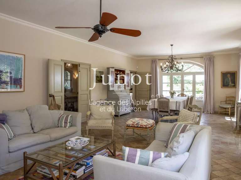 Maison Saint-Rémy-de-Provence - 4 chambres - 230m²