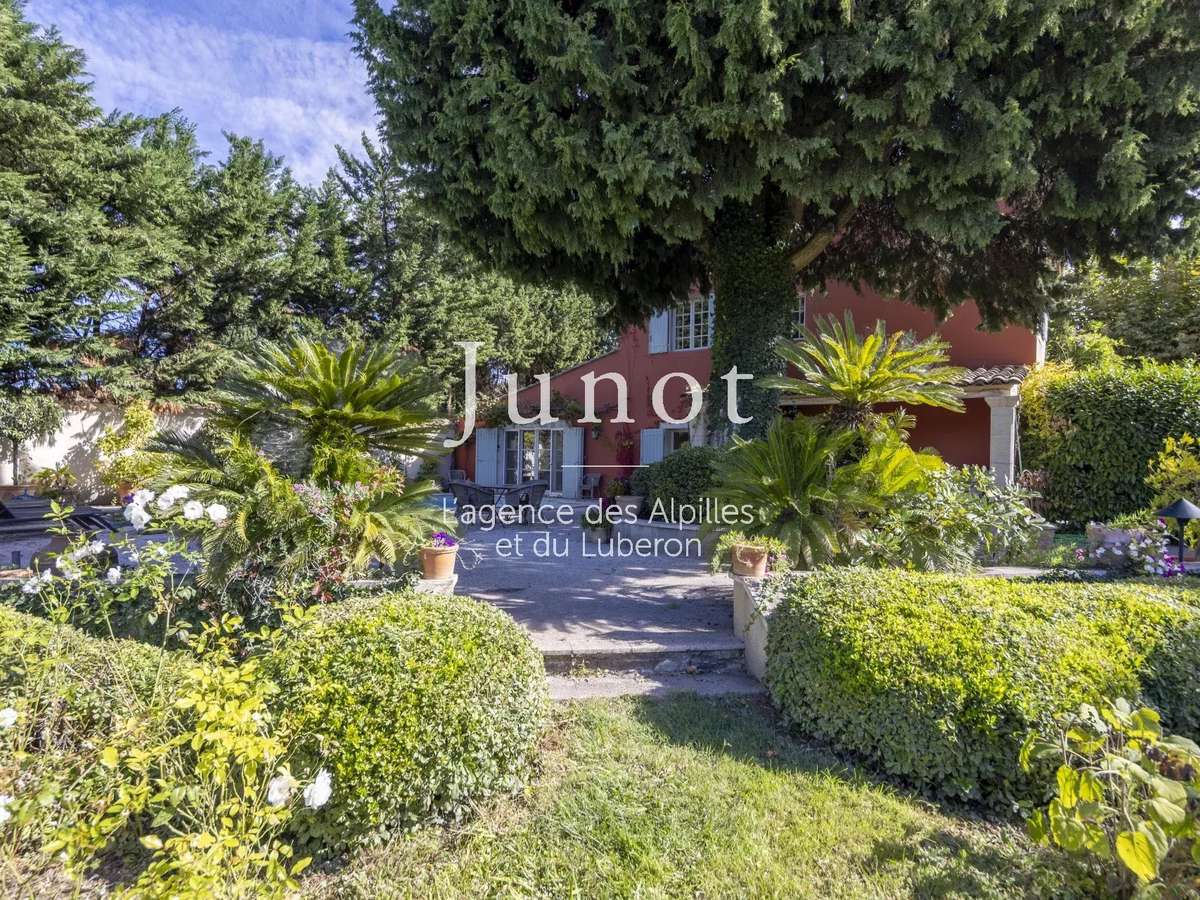 Maison Saint-Rémy-de-Provence