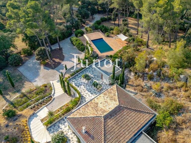 Maison Saint-Rémy-de-Provence - 7 chambres - 350m²