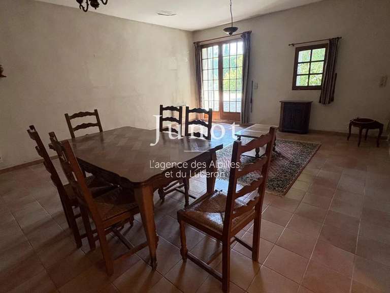 Maison Saint-Rémy-de-Provence - 4 chambres - 127m²