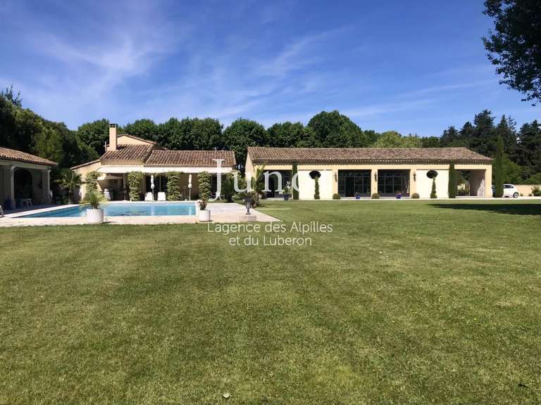 Maison Saint-Rémy-de-Provence - 5 chambres - 580m²