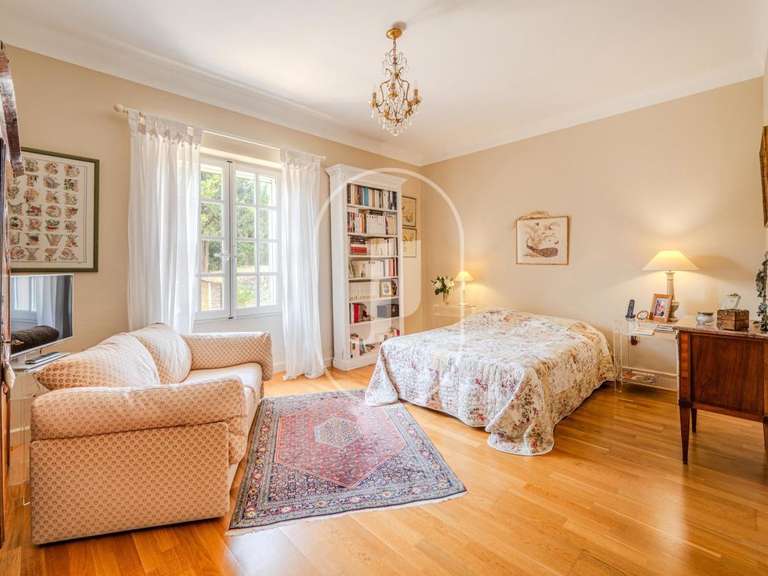 Maison Saint-Rémy-de-Provence - 5 chambres - 210m²