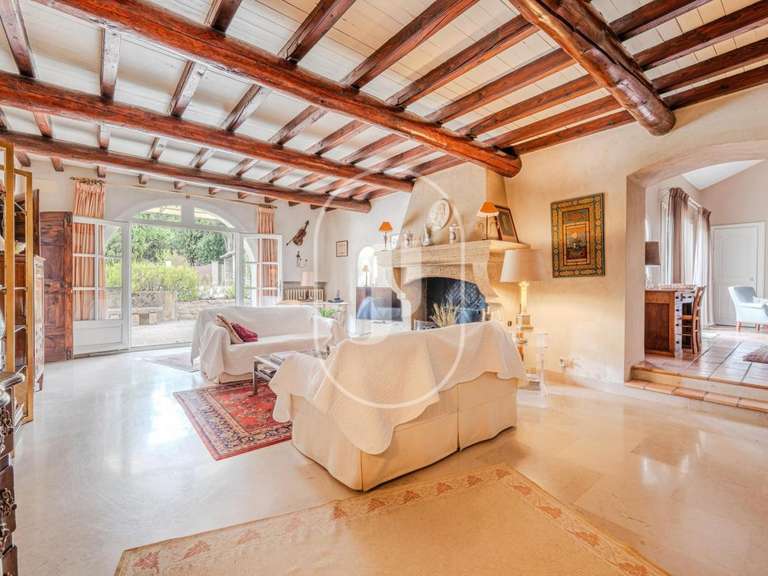 Maison Saint-Rémy-de-Provence - 5 chambres - 210m²