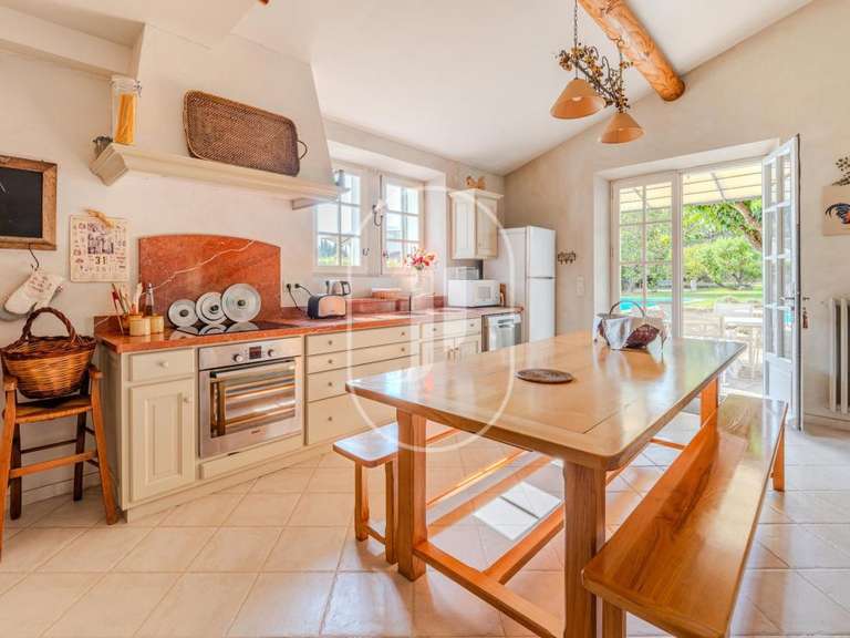 Maison Saint-Rémy-de-Provence - 5 chambres - 210m²