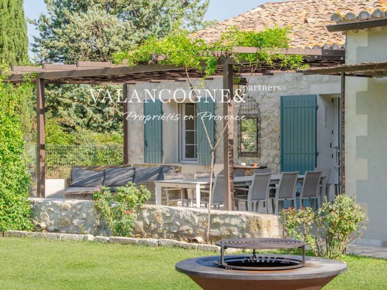 Maison Saint-Rémy-de-Provence - 4 chambres - 213m²