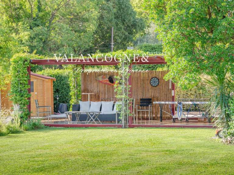 Maison Saint-Rémy-de-Provence - 4 chambres - 213m²