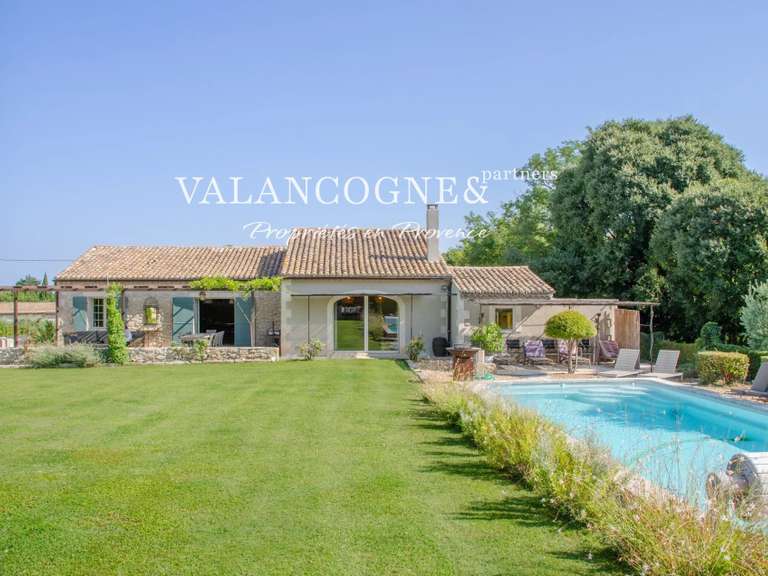 Maison Saint-Rémy-de-Provence - 4 chambres - 213m²