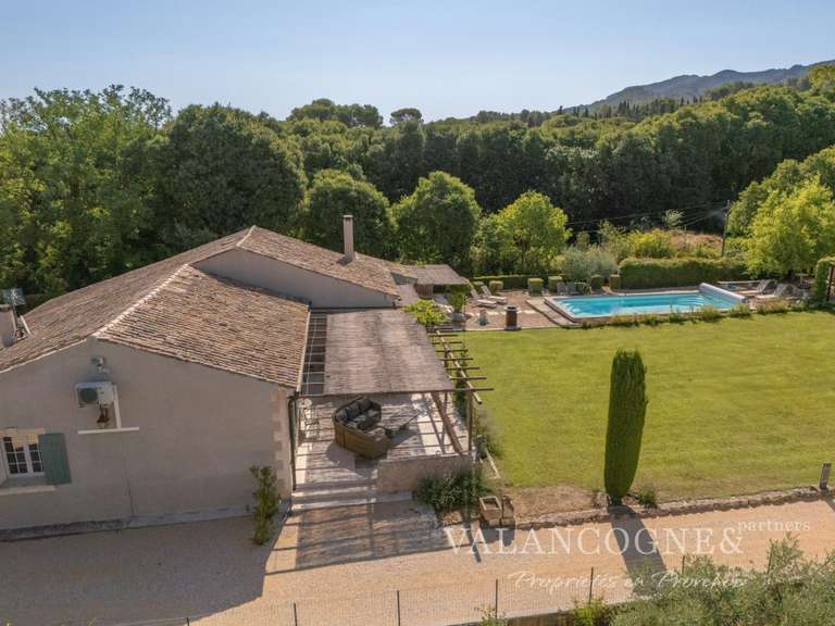 Maison Saint-Rémy-de-Provence - 4 chambres - 213m²