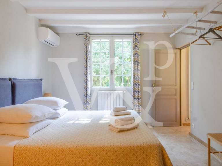 Maison Saint-Rémy-de-Provence - 4 chambres - 213m²