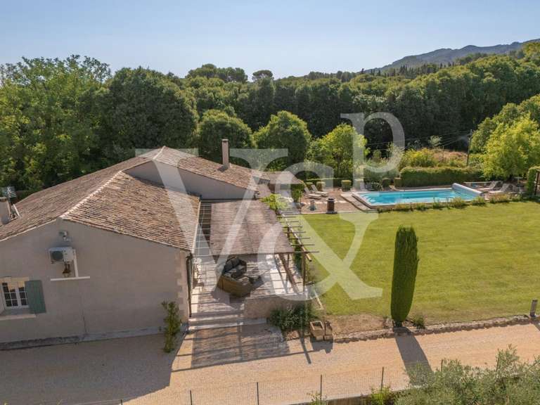 Maison Saint-Rémy-de-Provence - 4 chambres - 213m²