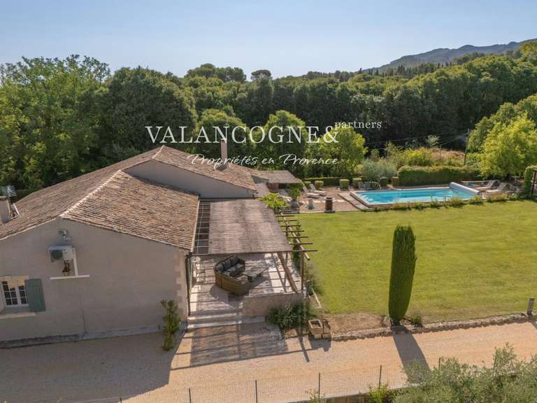 Maison Saint-Rémy-de-Provence - 4 chambres - 213m²