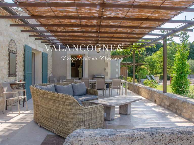 Maison Saint-Rémy-de-Provence - 4 chambres - 213m²