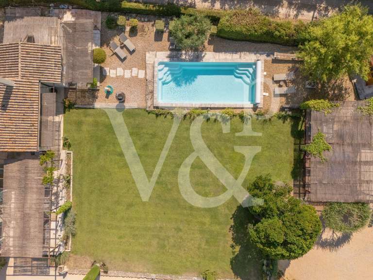Maison Saint-Rémy-de-Provence - 4 chambres - 213m²