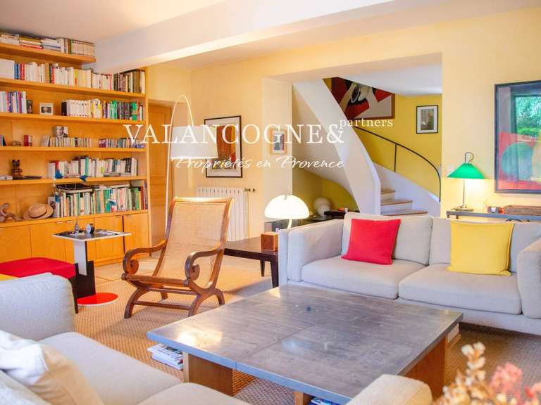 Maison Saint-Rémy-de-Provence - 4 chambres - 312m²