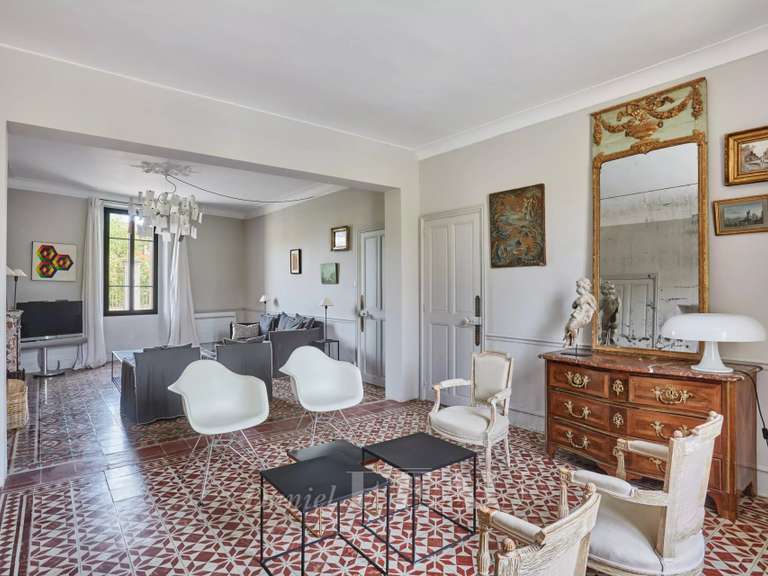Maison Saint-Rémy-de-Provence - 4 chambres - 228m²