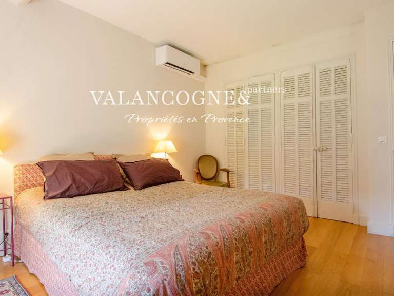 Maison Saint-Rémy-de-Provence - 5 chambres - 343m²