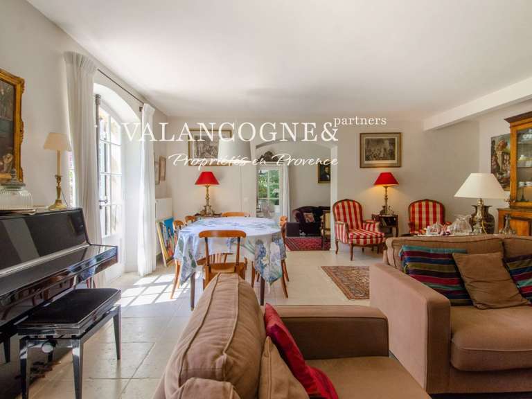 Maison Saint-Rémy-de-Provence - 5 chambres - 343m²