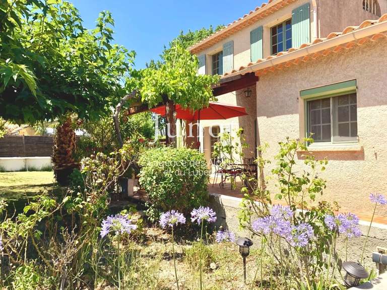 Maison Saint-Rémy-de-Provence - 3 chambres - 210m²