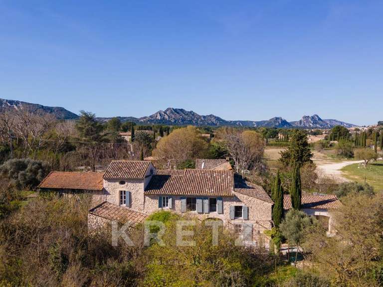 Maison Saint-Rémy-de-Provence - 6 chambres - 319m²
