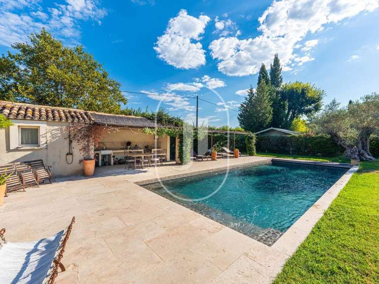 Maison Saint-Rémy-de-Provence - 5 chambres - 268m²