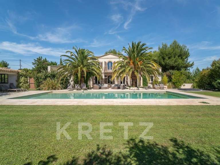 Maison Saint-Rémy-de-Provence - 7 chambres - 300m²