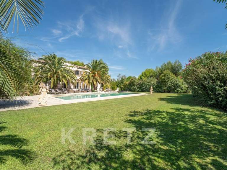 Maison Saint-Rémy-de-Provence - 7 chambres - 300m²