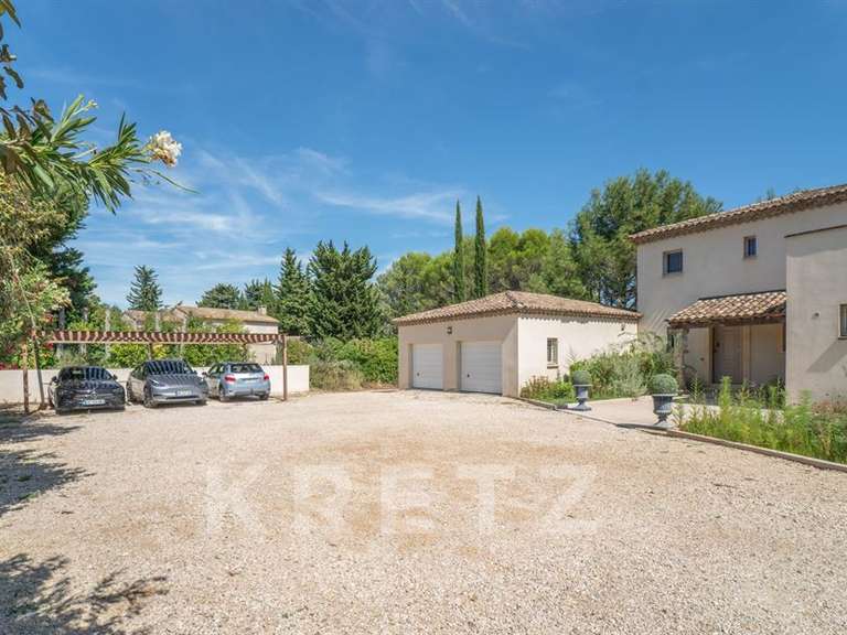 Maison Saint-Rémy-de-Provence - 7 chambres - 300m²