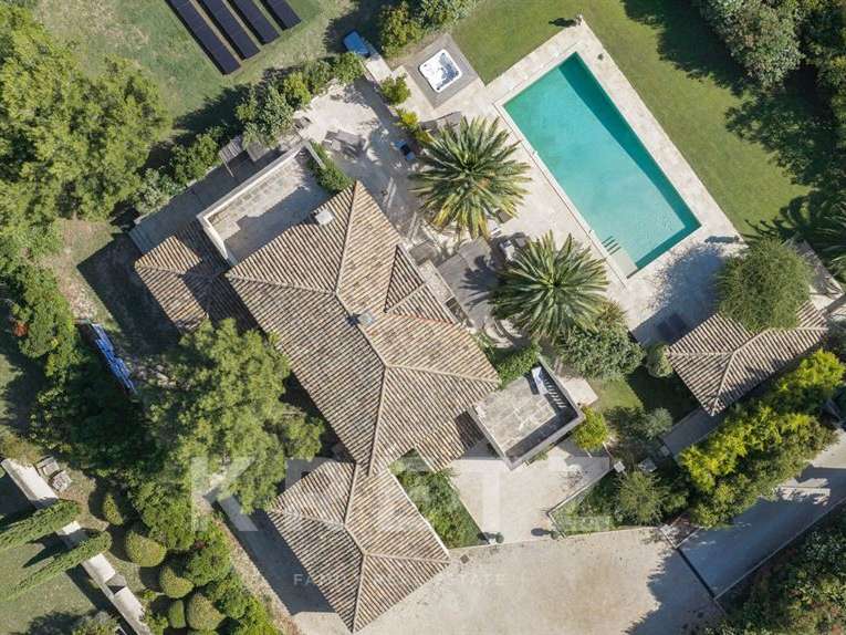 Maison Saint-Rémy-de-Provence - 7 chambres - 300m²