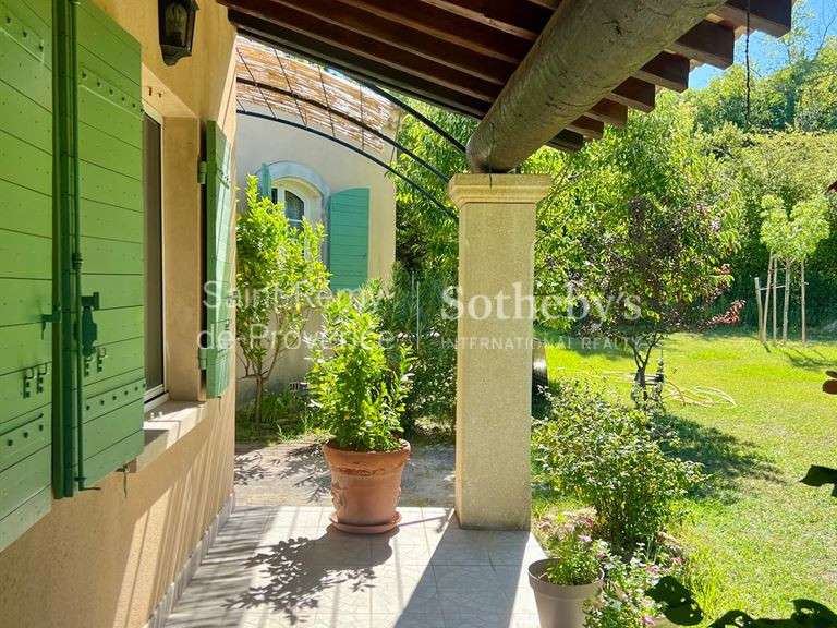 Maison Saint-Rémy-de-Provence - 4 chambres - 182m²
