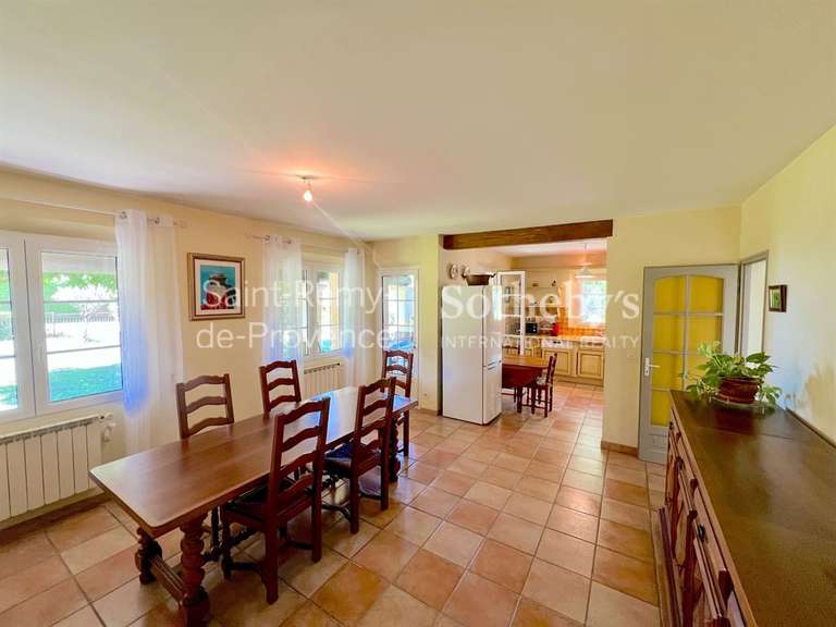 Maison Saint-Rémy-de-Provence - 4 chambres - 182m²